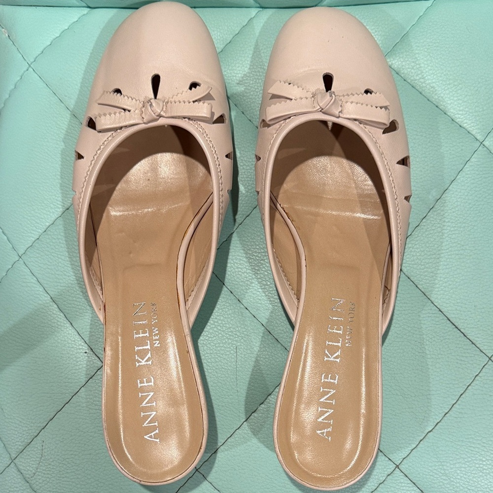 Anne Klein Women's Pink Beige Mules with Cutout Design